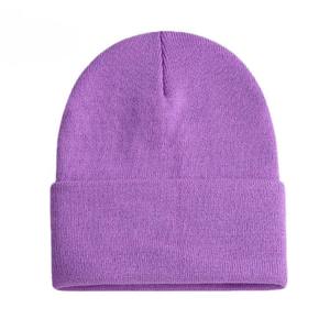 Gorro de Punto Estilo Pescador con Etiqueta Tejida Personalizada para Marcas de Ropa Independientes, Colecciones de Marca Privada y Venta al Por Mayor - Product Image 1