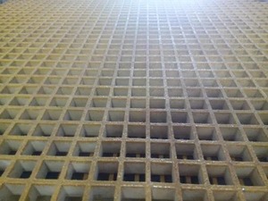 Grille moulée en fibre de 25 mm, résistante à la corrosion, en PRV, pour passerelles industrielles, plateformes et couvercles de fossés - Product Image 3