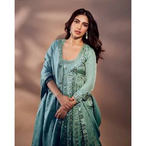 Robe trapèze faite main en organza brodé de fleurs, tenue de soirée avec bas de robe et dupatta, taille XL - Product Image 4