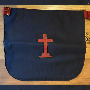 ผ้ากันเปื้อนพิธีกรรมมาสันแบบโบราณและได้รับการรับรอง ระดับ 18 องศา ปี 2025 คุณภาพสูง ผลิตตามสั่ง ลายกุหลาบครูซ์ สกอตแลนด์ สไตล์หรือดีไซน์ใหม่ - Product Image 5