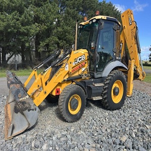 Chargeuse-pelleteuse JCB 3CX haut de gamme pour travaux de construction lourds, avec performances puissantes et fonctionnement fiable - Product Image 1