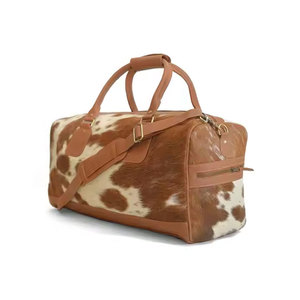 กระเป๋าหนังดัฟเฟิลดีไซน์กว้างขวาง น้ำหนักเบา เป็นมิตรกับสิ่งแวดล้อม พร้อมซิปปิด สำหรับออกกำลังกายและการเดินทาง ทนทานและตะเข็บแข็งแรง - Product Image 3