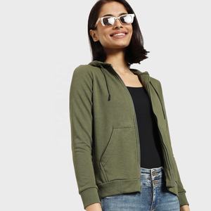 Logo personnalisé fermeture éclair femmes léger hiver polaire à capuche à manches longues sweatshirt-en vrac IP Fit sweats à capuche personnalisés - Product Image 4