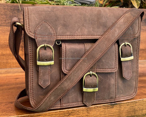 Wholesale High-Quality Factory Custom Full Grain Leather Shoulder <b>Bag</b> Classic Fashionable Vintage <b>Crossbody</b> Unisex Messenger <b>Bag</b> - Product Image 4