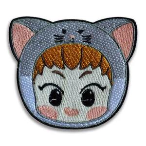 Meilleurs patchs brodés personnalisés, sans minimum de commande, en tissu sergé avec décoration en dentelle, broderie chenille, forme de fleur personnalisée - Product Image 4