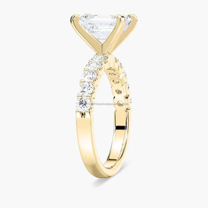 Anillo de Compromiso Minimalista con Diamante Cultivado en Laboratorio, Corte Esmeralda de 2 Quilates, Certificado IGI, Oro Amarillo de 14k, Banda de 2mm, para Mujer - Product Image 5