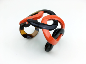 Brazalete de cuerno de vaca y búfalo pulido, estilo náutico, ecológico, de color natural para mujer, de Perfect Enterprises - Product Image 3