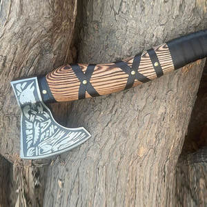 Hacha Vikinga Nórdica, Cabeza de Acero Forjada Artesanalmente, Mango de Madera Sólida de Grado Industrial, Envuelta en Cuero, Estilo Rústico, Regalo de Colección - Product Image 6