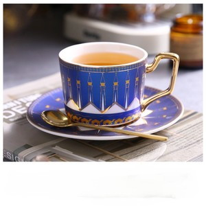 ถ้วยกาแฟถ้วยน้ำชายามบ่าย200มล. ทำจากเซรามิกสไตล์อังกฤษหรูหราพร้อมจานรองสีทองทนทานต่อความร้อน - Product Image 1