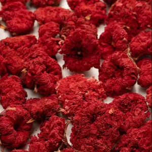Fleurs de grenade séchées de haute qualité, sélectionnées à partir de fleurs fraîches et traitées avec soin pour préserver leur beauté naturelle et leur forme. - Product Image 1