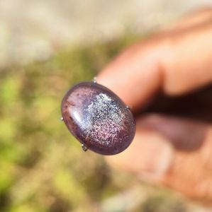 Cabochon de pierre précieuse naturelle Iolite Pierre de soleil taille ovale avec iridescence pour la fabrication de bijoux DIY - Product Image 4