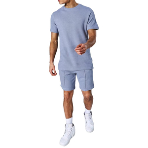 Ensemble t-shirt et short en tricot bleu clair, design tendance, décontracté, respirant, vêtements d'été, 100% coton, vêtements décontractés - Product Image 1
