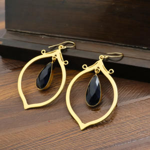 ต่างหูทรงหยดน้ำประดับอเมทิสต์ควอตซ์ชุบทอง 18k - Product Image 4