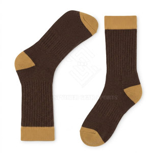 Latest Design <b>Top</b> Selling Breathable Sports <b>Socks</b> OEM Service Wholesale Low MOQ <b>Soft</b> Sports <b>Socks</b> For Men - Product Image 2