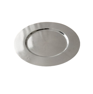 Assiettes de présentation rondes au design exquis, assiettes de présentation argentées, grossiste en assiettes de présentation métalliques pour restaurants - Product Image 5