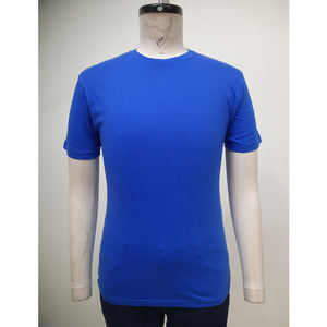T-shirt en coton uni pour homme, coupe classique, tissu respirant, vêtement décontracté pour l'été, confort quotidien, style moderne et look urbain - Product Image 4