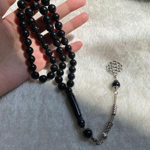 Bracelet de prière islamique Tasbih, chapelet musulman fait main avec perles en résine peintes à la main et pompon intercalaire - Product Image 4