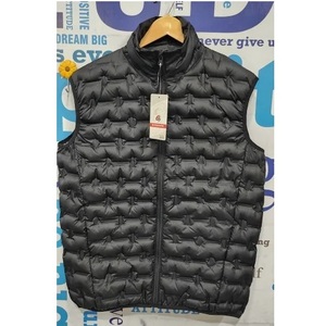 Veste en cuir de créateur pour homme de qualité supérieure, élégante et luxueuse, idéale pour le streetwear et les soirées, en vente. - Product Image 1