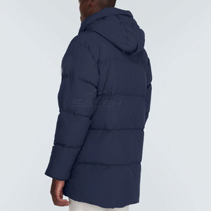 Chaqueta Larga Acolchada Personalizada con Relleno Cálido, Tela Exterior Suave y Capucha Ajustable para Clima Frío - Product Image 3