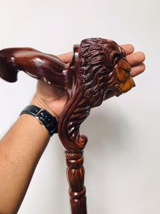 Canne de marche de luxe artisanale en bois poli avec tête de lion, solutions d'emballage créatives, canne décorative pour homme avec tête d'animal - Product Image 4