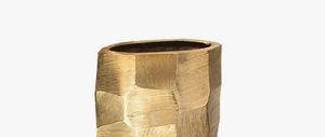 Vase en métal finition laiton facetté, style Art Déco, texturé, abstrait, pour table, écologique, fait main, décoration de luxe pour la maison, accent pour le salon - Product Image 1