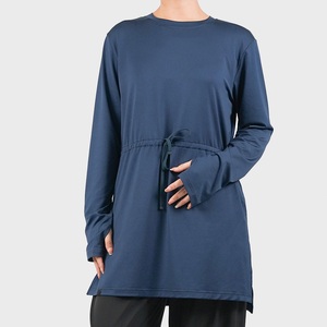 Eco-Friendly Breathable Islamic Modest T Shirt Quarter Zipper Streetwear Modest Plus Size Muslim Workout Modest T-Shirt Woman - Product Image 6