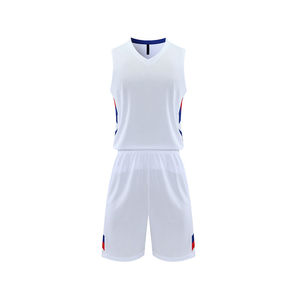 Nouveaux ensembles d'uniformes de basketball par sublimation, tenues de sport, maillot et short de basketball pour l'entraînement - Product Image 3