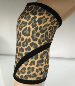 Printed Ergonomic Contoured Fit Non-Slip <b>Knee</b> Sleeve Orange Checkerboard Pattern Neoprene 7mm Squat <b>Compression</b> Gym Performance - Product Image 4