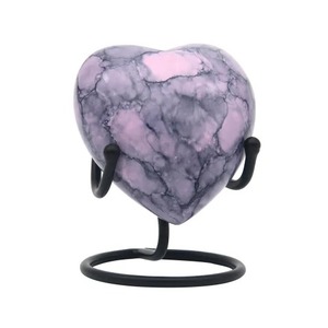 Urne funéraire en forme de cœur magenta avec motif chat et papillons, pour cendres commémoratives, urne souvenir en forme de cœur pour cendres masculines et féminines - Product Image 3