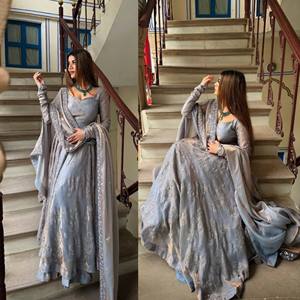 ชุดอานาร์กาลี คุรตะ ปักลายหนัก ดีไซน์ใหม่มาแรง พร้อมกางเกงและผ้าคลุมไหล่ - Product Image 1