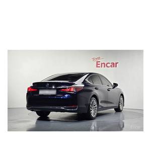 Lexus ES Executive 2024, norme d'émission Euro V, sièges en cuir, conduite à gauche, 25 775 km, avec caméra de recul - Product Image 2