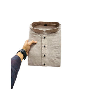 ผ้าแจ็คการ์ดเนื้อนุ่มน่าดึงดูดพร้อมชุดนอนแบรนช์กาลาสีขาว - Product Image 1