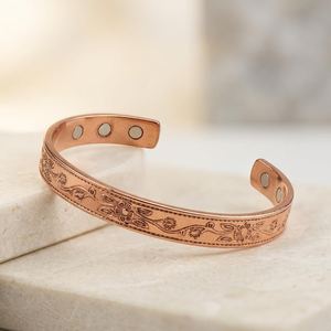 Bracelets en cuivre unisexes, bijoux artisanaux en métal faits à la main pour hommes et femmes, vente en gros - Product Image 1