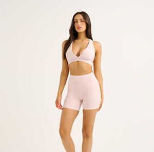 Shorts en tricot rose taille haute pour femme avec poches, coupe sportive, respirant, taille élastique, couleur unie - Product Image 4