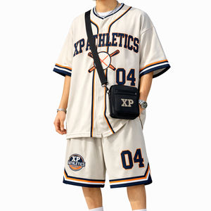 Conjunto de camiseta y pantalón de béisbol de streetwear oversize personalizado – Conjunto de streetwear oversize para hombre de tela de malla de un solo corte, MOQ bajo - Product Image 3