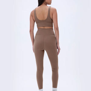 Ensemble de yoga 2 pièces marron uni, haut court dos nageur à col en V profond et leggings taille haute longueur intégrale, sans couture, extensible dans les quatre sens - Product Image 2