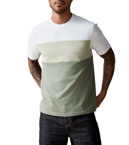 เสื้อยืดผู้ชายดีไซน์ทันสมัยไม่ซ้ำใคร ผ้าฝ้าย 100% ใส่สบายในฤดูร้อน แห้งเร็ว น้ำหนักเบา ลายพิมพ์สีสันสดใส คอกลม - Product Image 1