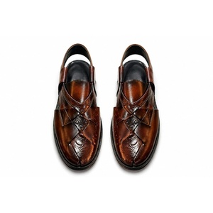 Sandalias de cuero genuino para hombre LEATHER STUDIO, con punta abierta, tiras cruzadas, sin cordones, suela de goma transpirable, función de masaje y plataforma. - Product Image 1