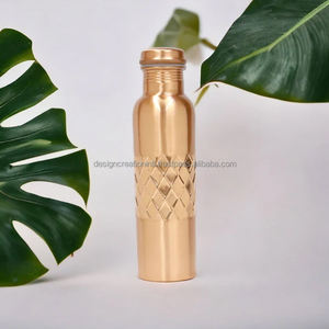 Botella de Agua de Cobre de 1000 ml con Acabado Mate, Fondo Martillado con Diseño de Diamantes, para Beber Directamente, Ecológica, para Adultos, Ideal para Fiestas y Eventos - Product Image 2
