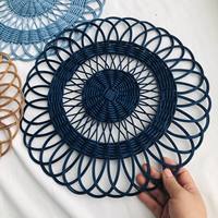 Nouveau Set de Table en Rotin et Bambou, Design Traditionnel, Durable, Léger et Facile à Utiliser pour Bébés et Enfants