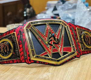 Cinturón de Campeonato de Lucha Libre Personalizado W-W-E Undisputed R-o-m-a-n R-e-i-g-n-s de 2 mm – Placas de Metal Chapadas en Oro, Correa de Cuero - Product Image 2