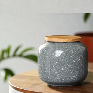 Moderno Tarro de Almacenamiento Moteado con Tapa de Bambú, Acabado Liso Esmaltado, Elegante Organizador de Encimera, Duradero Contenedor para Despensa de Cocina - Product Image 1