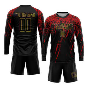 Uniforme de Fútbol Personalizado Sublimado en Negro, Dorado Antiguo y Rojo, Jersey Premium Transpirable, Equipación Deportiva Personalizada para Equipos - Product Image 4
