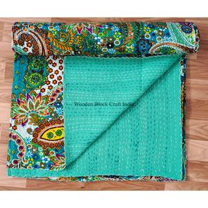 Edredón Kantha de algodón con estampado paisley, hecho a mano por una marca de lujo, tamaño Queen, lavable, reversible y ecológico para el hogar. - Product Image 4