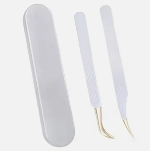 <b>Professional</b> eyelash grooming tweezers for styling procedures Eyelash beauty accessory for salon and cosmetic use - Product Image 4