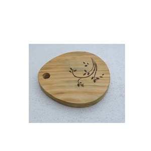 Planche à découper en bois de qualité supérieure personnalisable pour légumes, ustensile de cuisine, hôtel, compatible lave-vaisselle, avec couteau inclus - Product Image 5