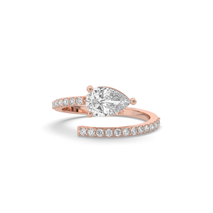 Bague de fiançailles personnalisée en or 14 carats avec diamant de laboratoire taille poire de 1,30 carat, style unique, légère et minimaliste, bijoux fins - Product Image 3