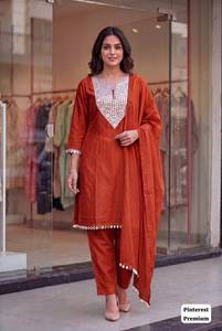 Conjunto de Salwar Kameez de Seda para Mujer, Traje Indio Pakistaní Bordado con Dupatta para Fiestas y Eventos, Ropa Étnica Femenina - Product Image 3