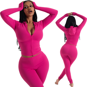 Conjunto de Yoga para Mujer, Tallas Grandes, Color Sólido, Transpirable, Ecológico, Tela de Spandex/Poliéster, Dos Piezas, Ropa Deportiva con Cintura Elástica - Product Image 1