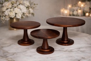 Support à gâteau réglable en bois, écologique et fait main, pour boulangeries et événements - Product Image 5